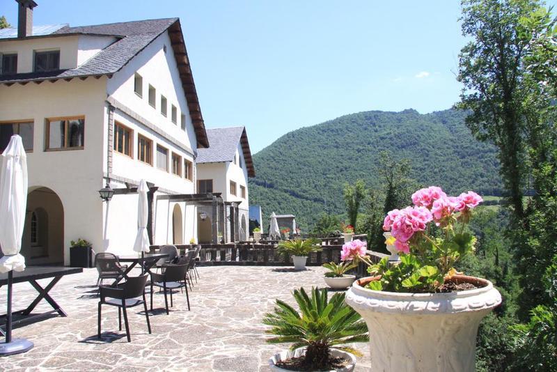 Angelats Hotel - A Signature Boutique Hotel & Restaurant Ribes De Freser Dış mekan fotoğraf