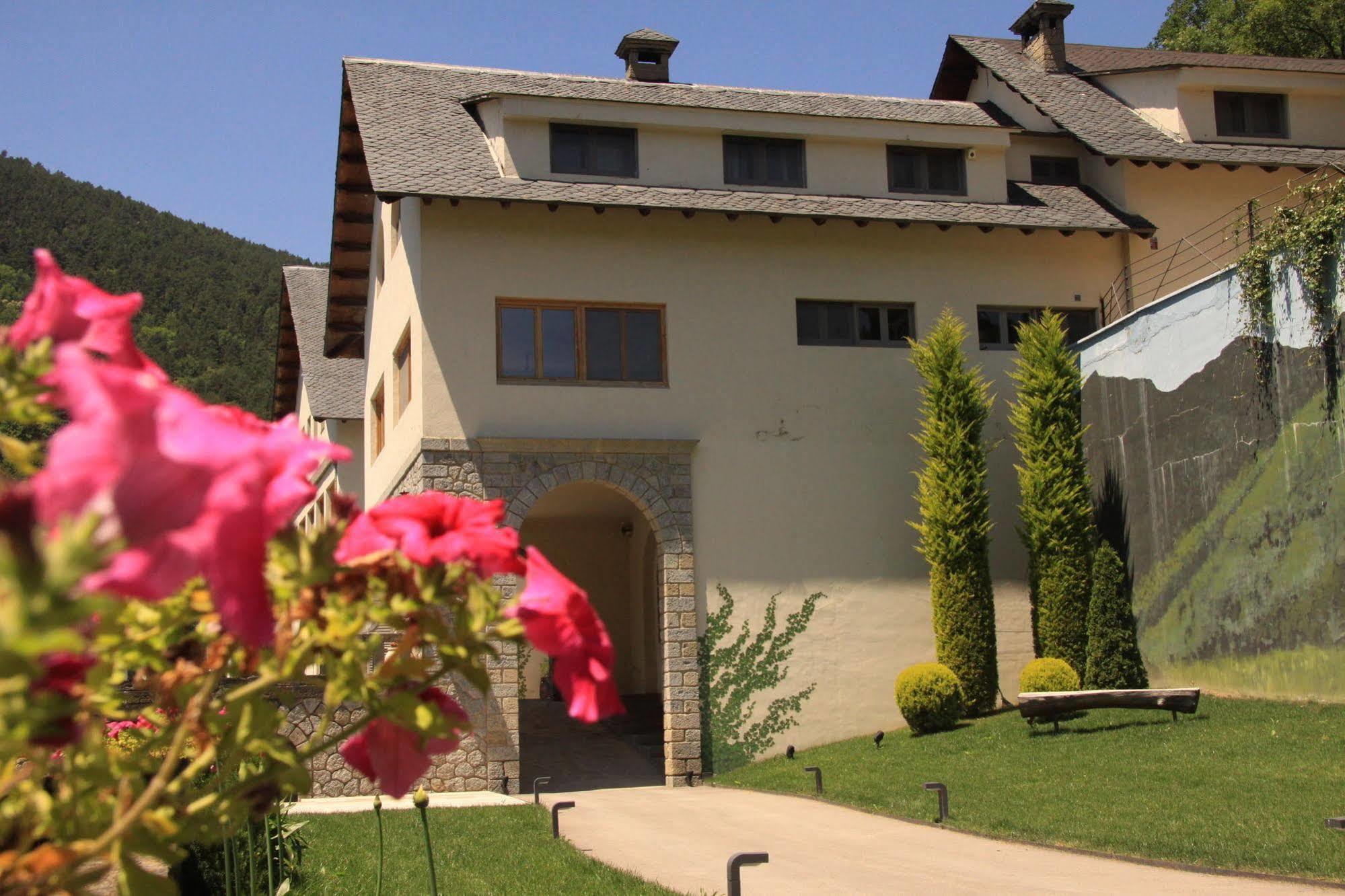 Angelats Hotel - A Signature Boutique Hotel & Restaurant Ribes De Freser Dış mekan fotoğraf