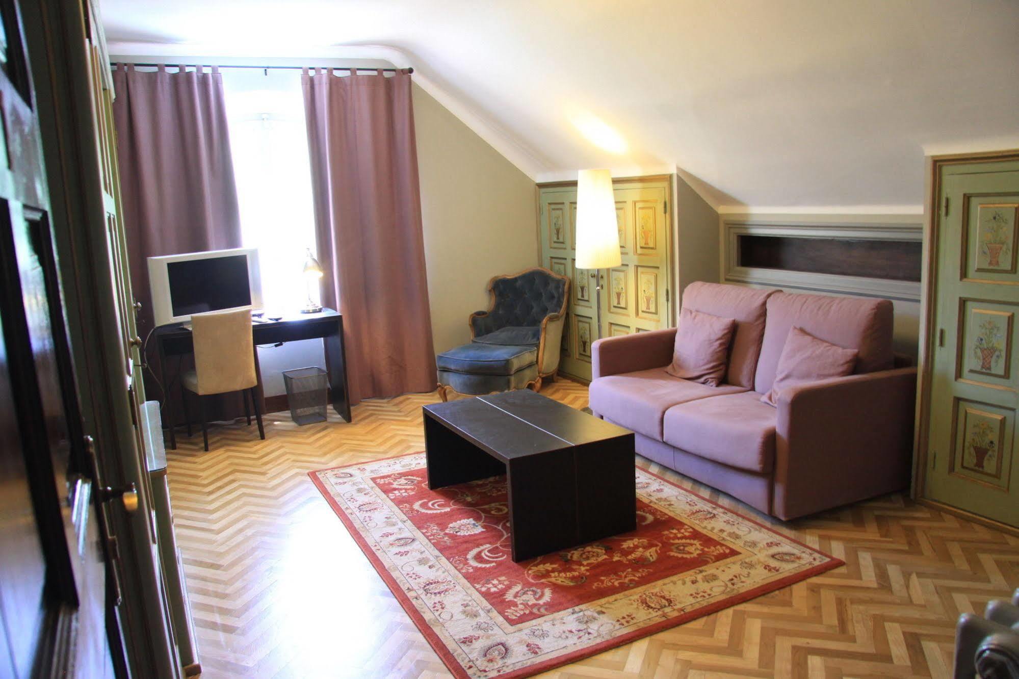 Angelats Hotel - A Signature Boutique Hotel & Restaurant Ribes De Freser Dış mekan fotoğraf